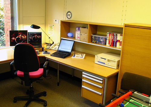 Roo\'s desk, complete with ambient orb
